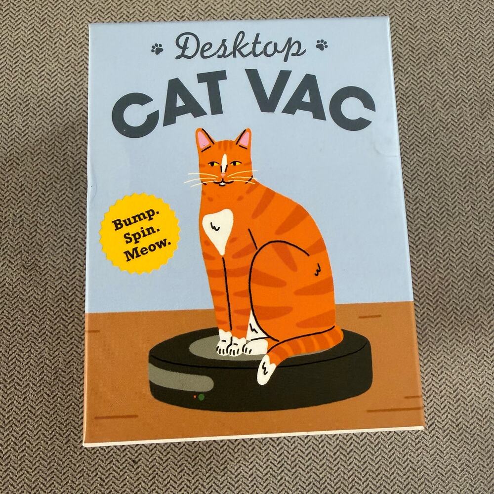 Desktop Cat Vac Mini Vacuum Bump Spin Meow Novelty Desk Cleaner New in Box